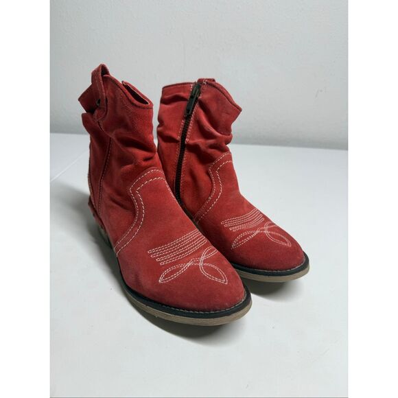 Sundance Etta Red Suede Western Festival Studded Ankle Boots Size EU 38/ 7,5 US - Picture 2 of 16
